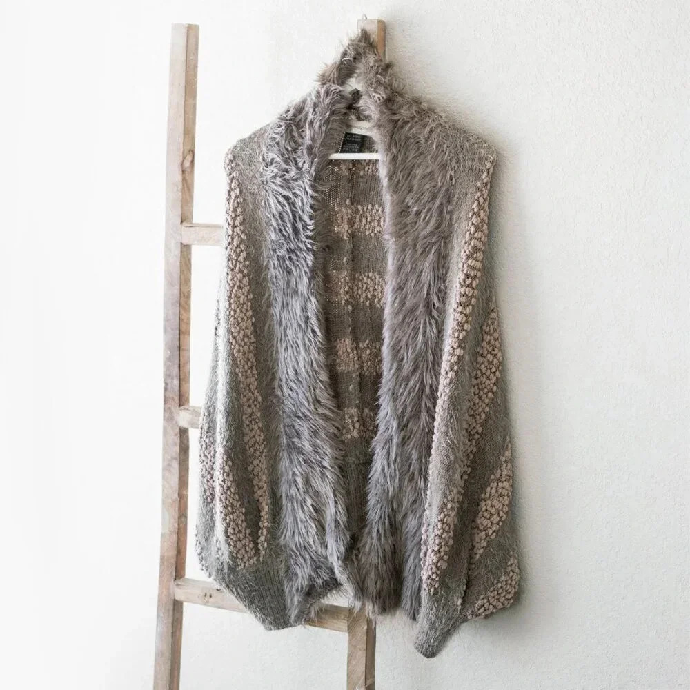 Urban Mangoz Faux Fur Trim Knit Shrug Cardigan Neutral Striped Cozy XL